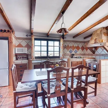 וילה Aradri Tinguaton